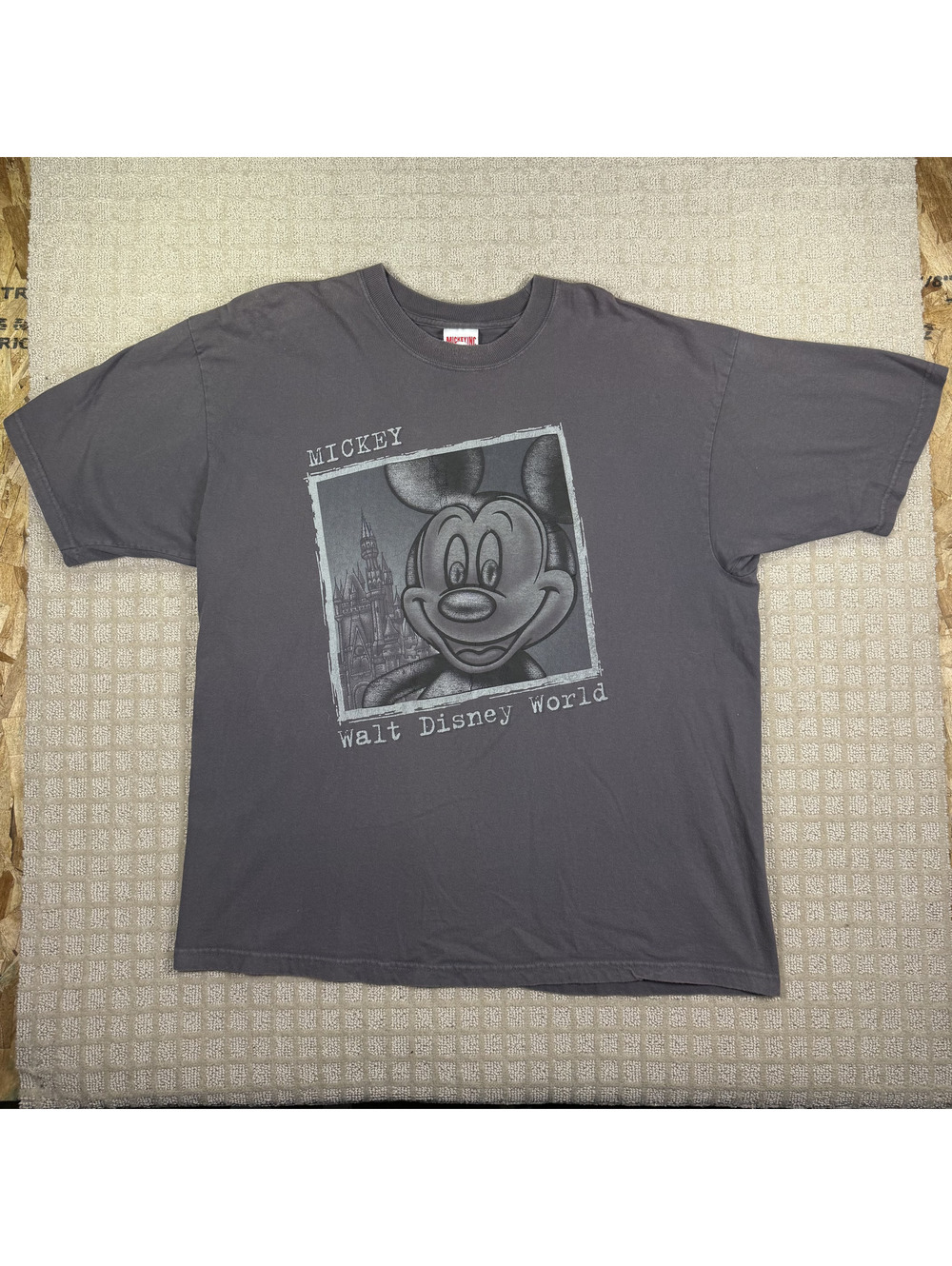 Mickey Walt Disney World gray T-shirt XXL
